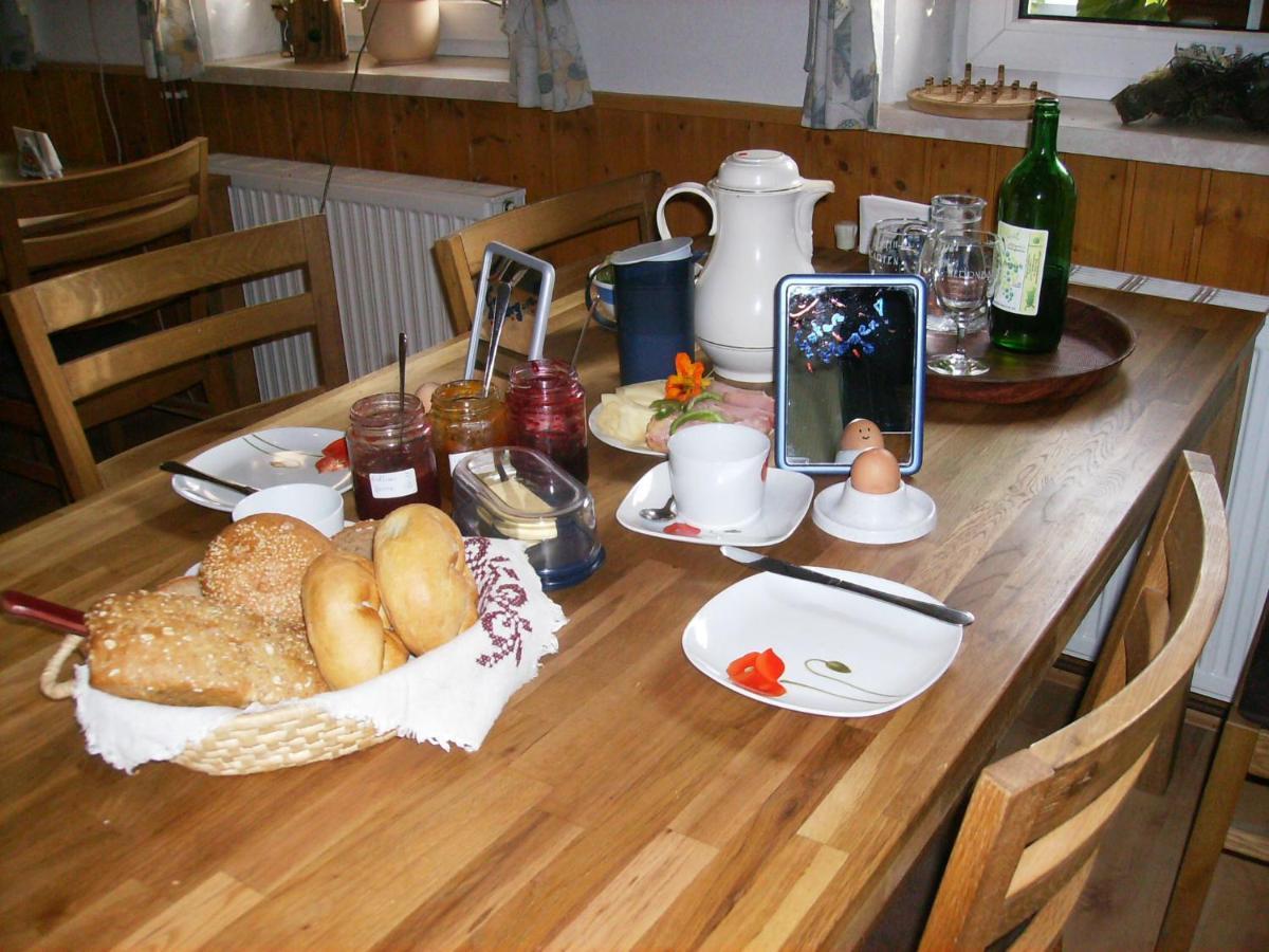 Weingut Zur Schlafmuetze Hotel Herrnbaumgarten Kültér fotó